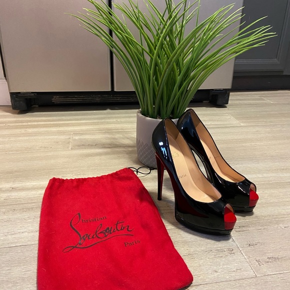Christian Louboutin Shoes - ❤️host pick❤️christian louboutin size 38